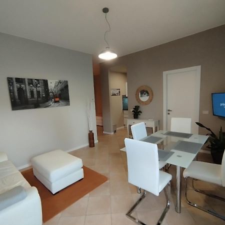 Milano Lodge Bussero Esterno foto